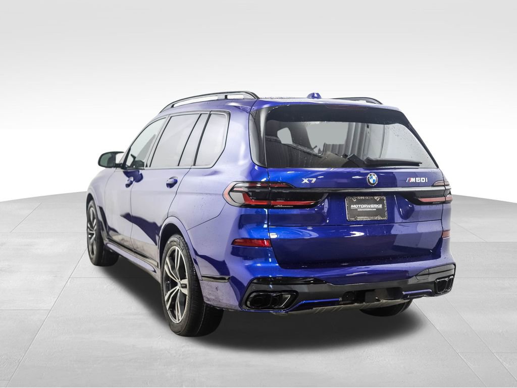 Used 2025 BMW X7 M60i image 3
