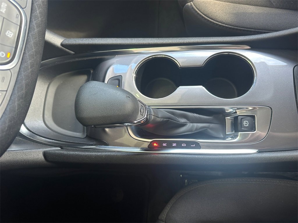 Used 2024 Chevrolet Malibu LT image 30