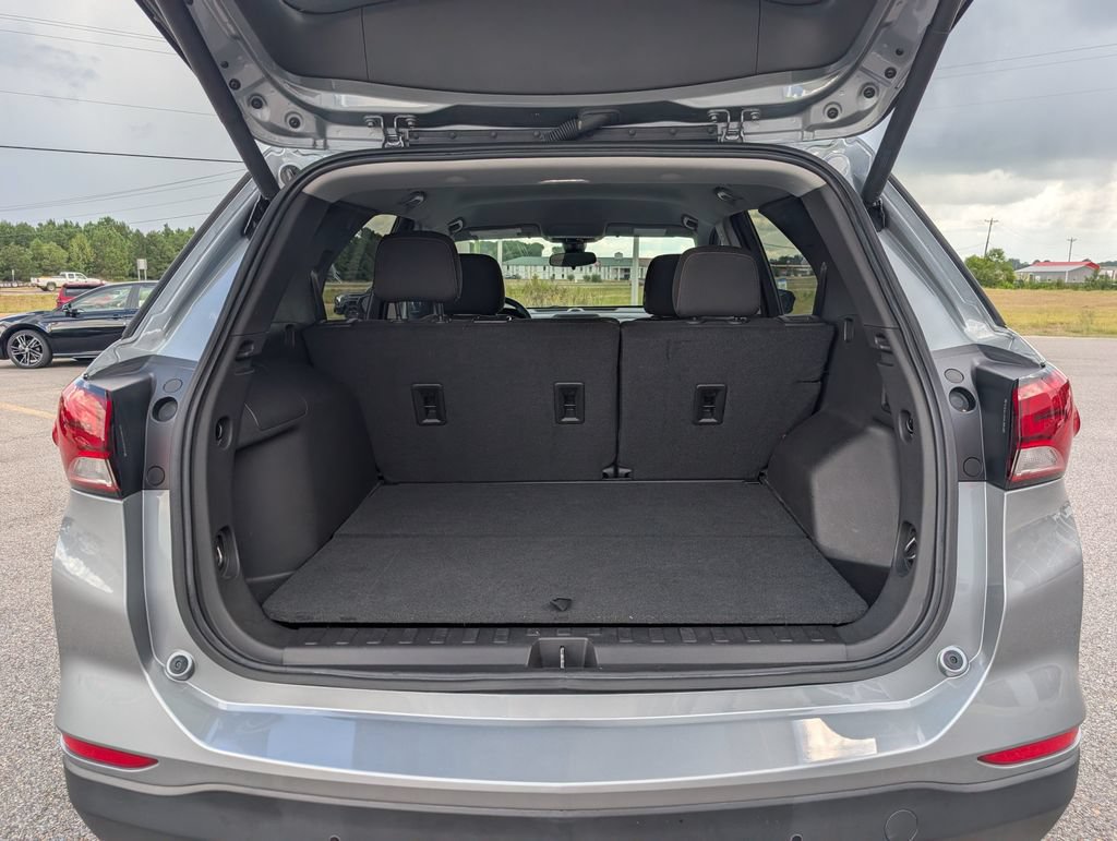 Used 2024 Chevrolet Equinox LT FWD image 31