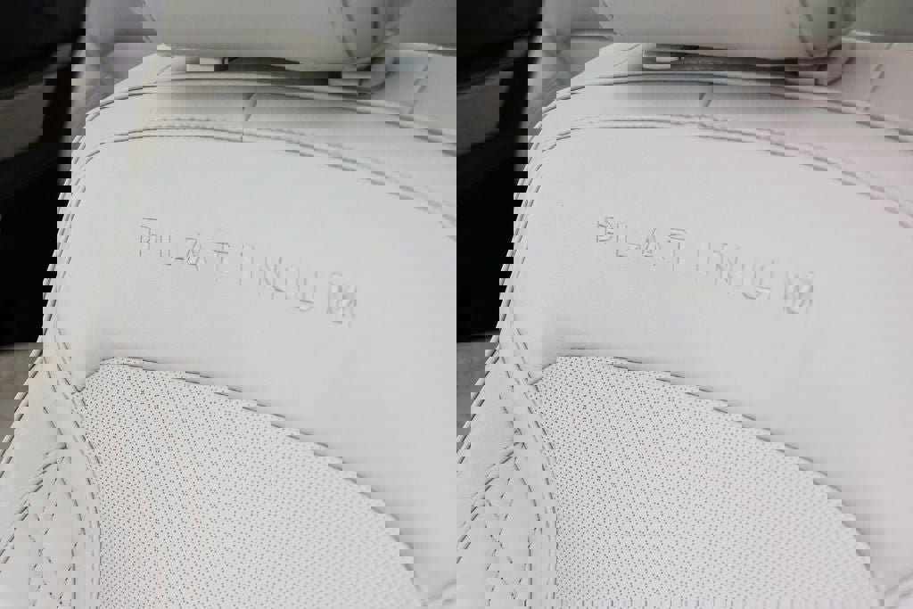 Used 2016 Ford Explorer Platinum image 31