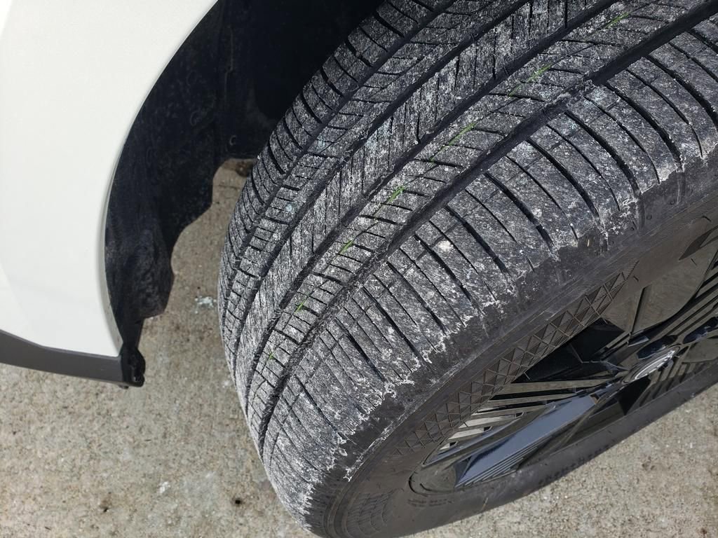 Certified 2025 Nissan Murano SV AWD/4WD image 41