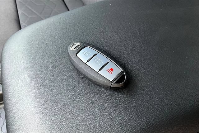 Used 2025 Nissan Frontier SV AWD/4WD image 34