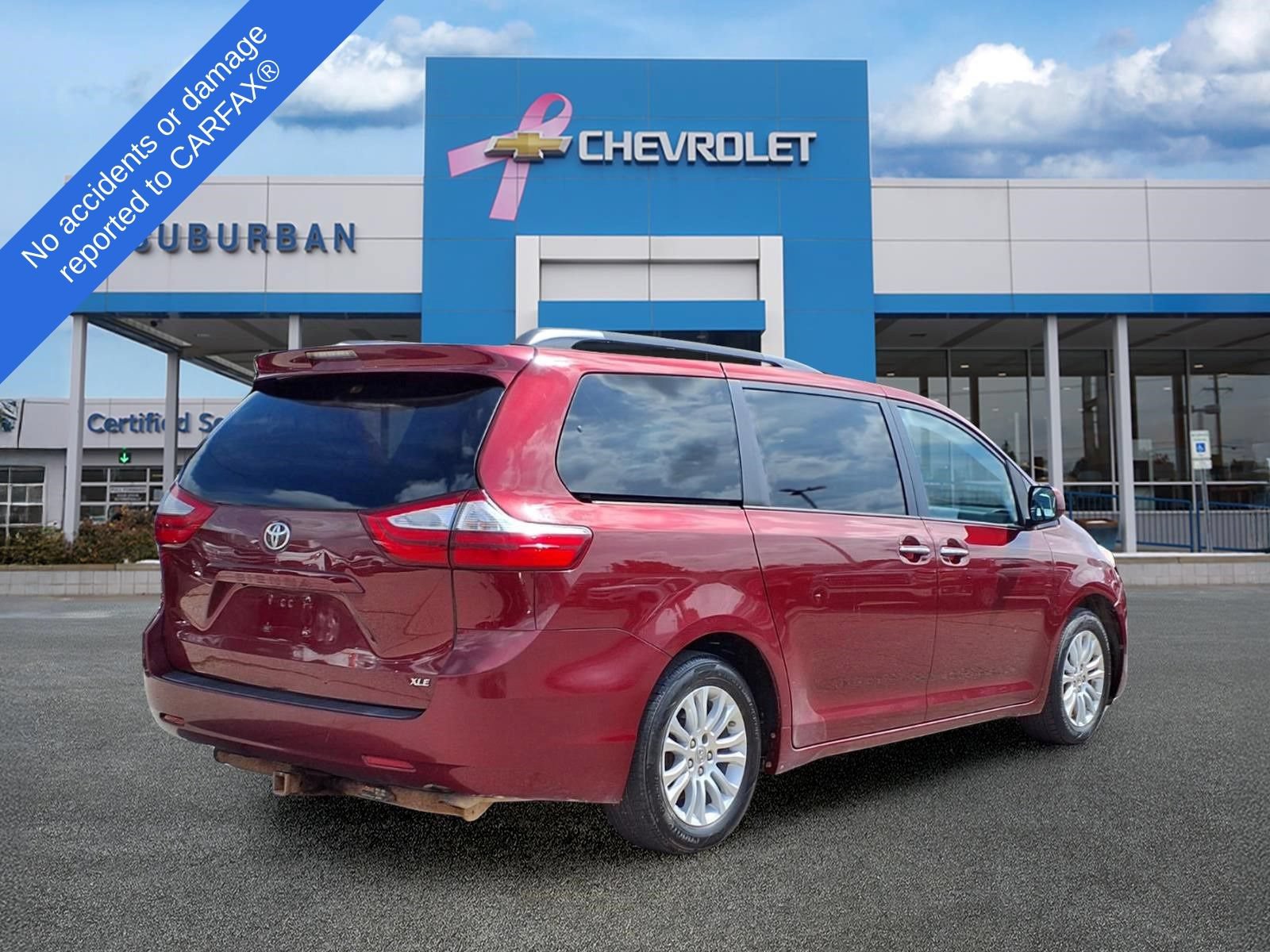 Used 2015 Toyota Sienna XLE FWD image 5