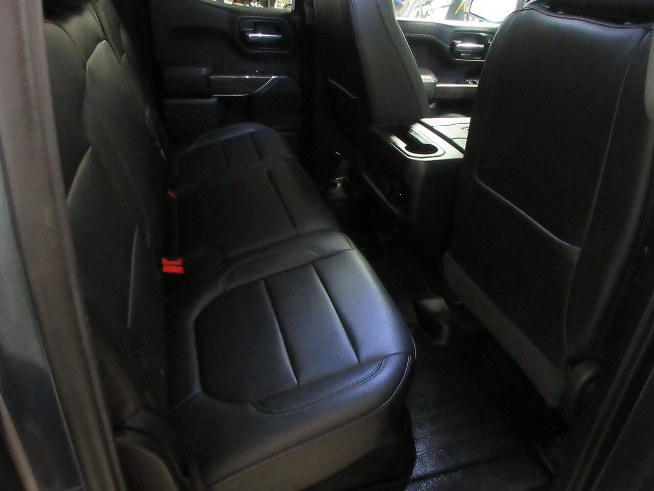 Used 2019 Chevrolet Silverado 1500 RST image 25