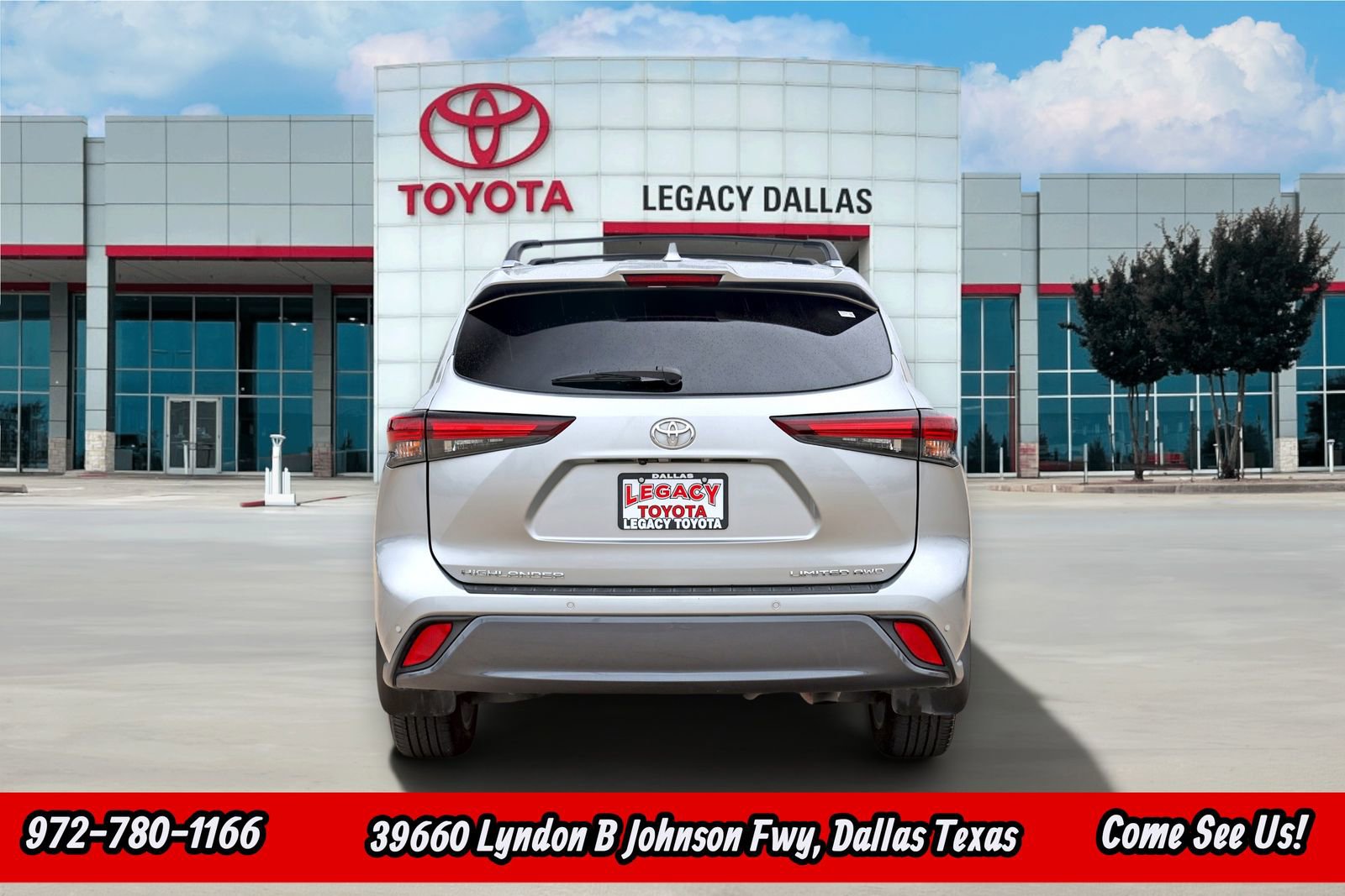 Used 2024 Toyota Highlander Limited AWD/4WD image 8