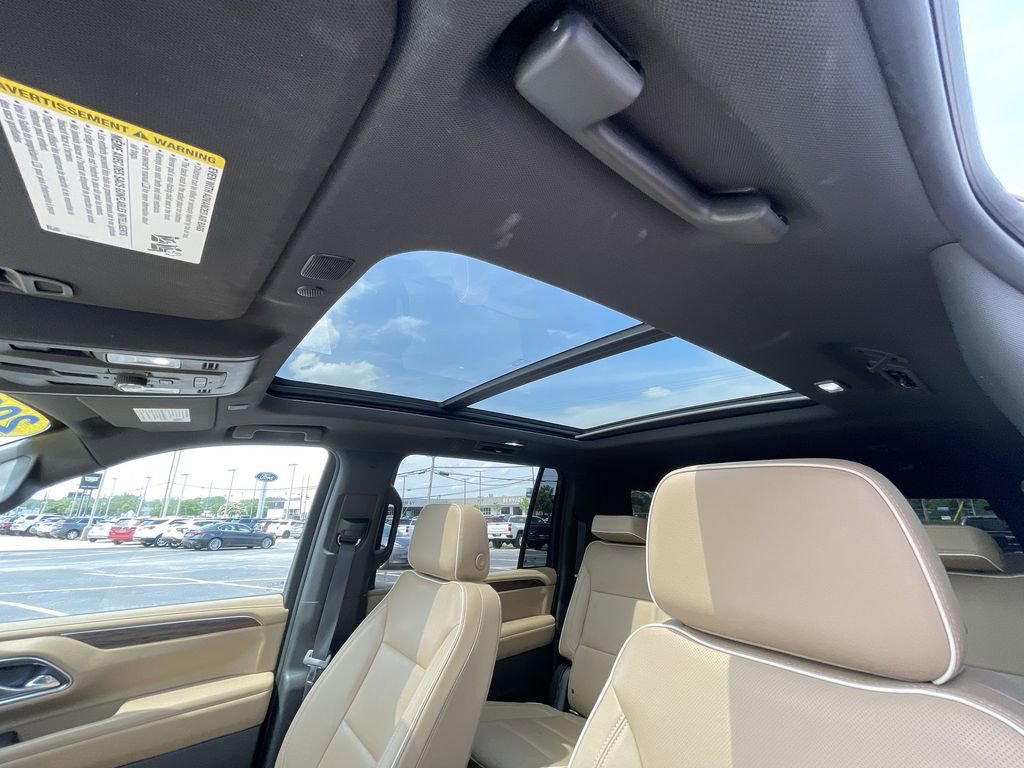 Certified 2022 Chevrolet Suburban Premier AWD/4WD image 19