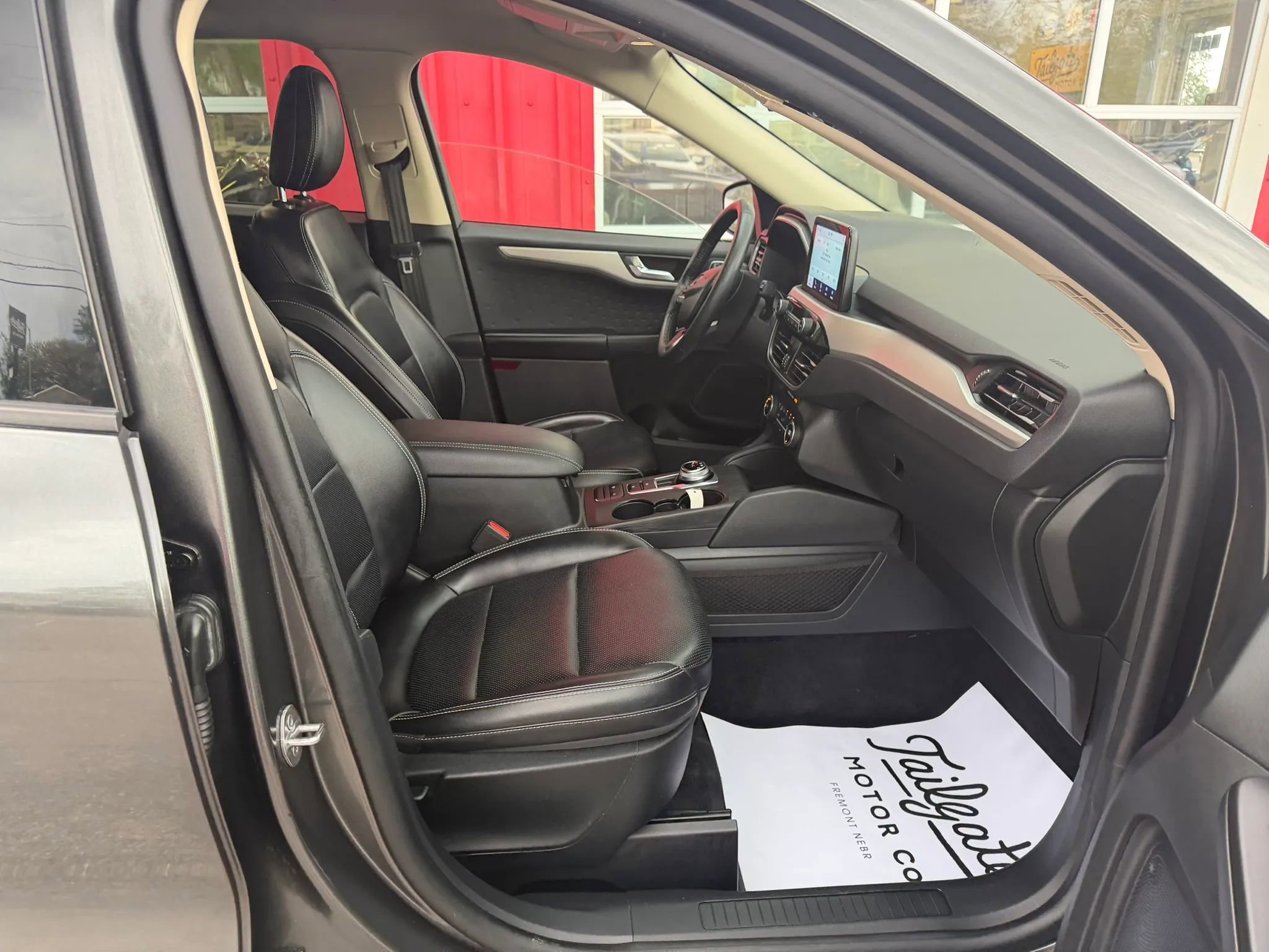 Used 2020 Ford Escape SEL AWD/4WD image 14
