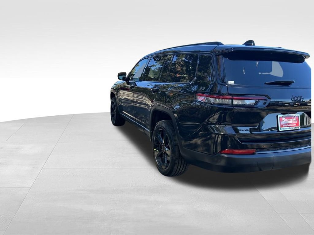 New 2025 Jeep Grand Cherokee L Altitude image 4