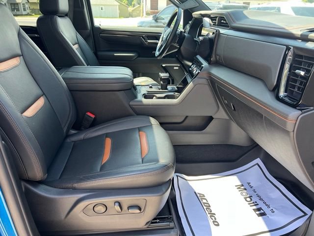 Used 2024 GMC Sierra 1500 AT4 w/ AT4 Premium Package AWD/4WD image 13