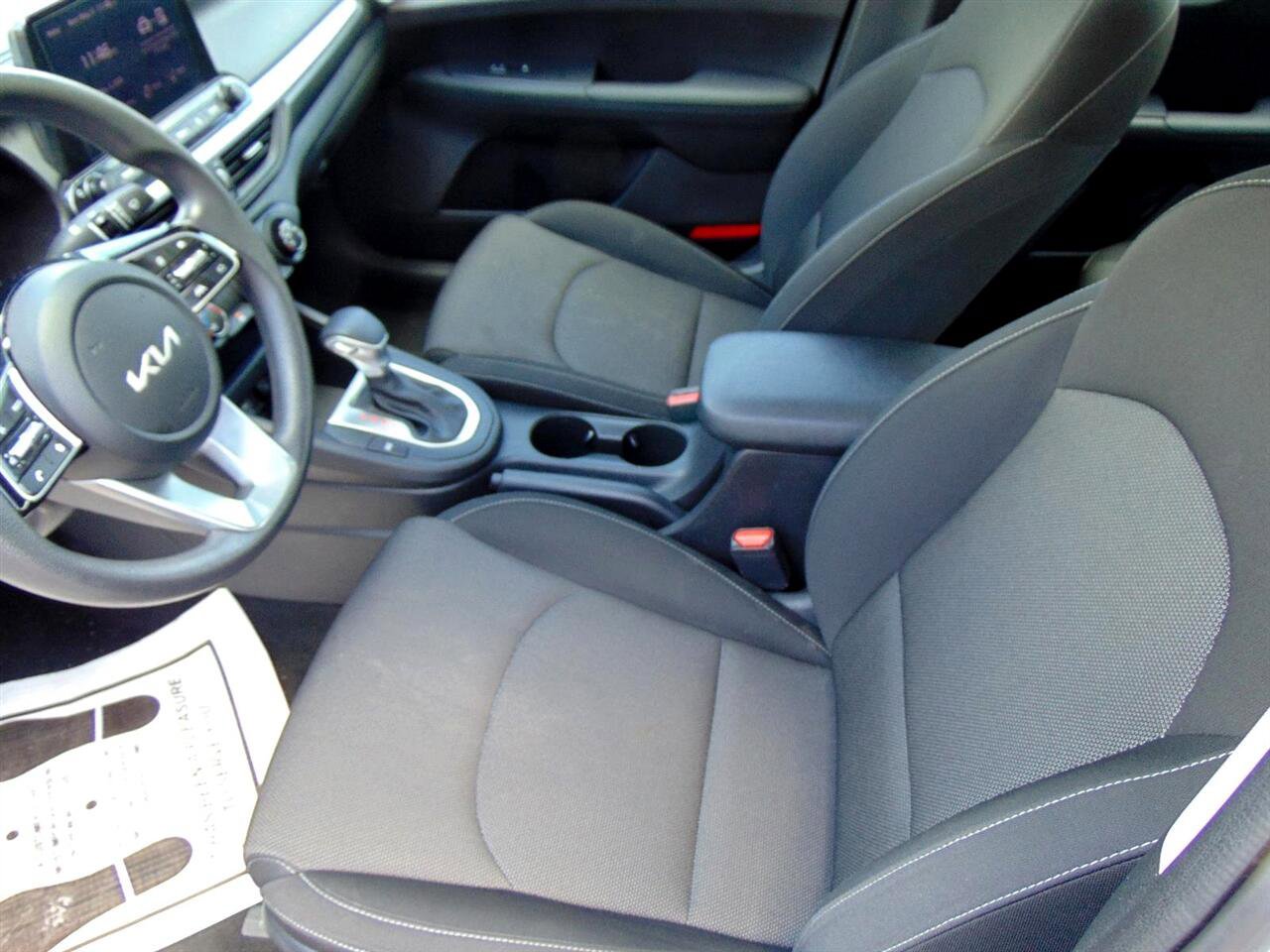 Used 2024 Kia Forte LXS image 15