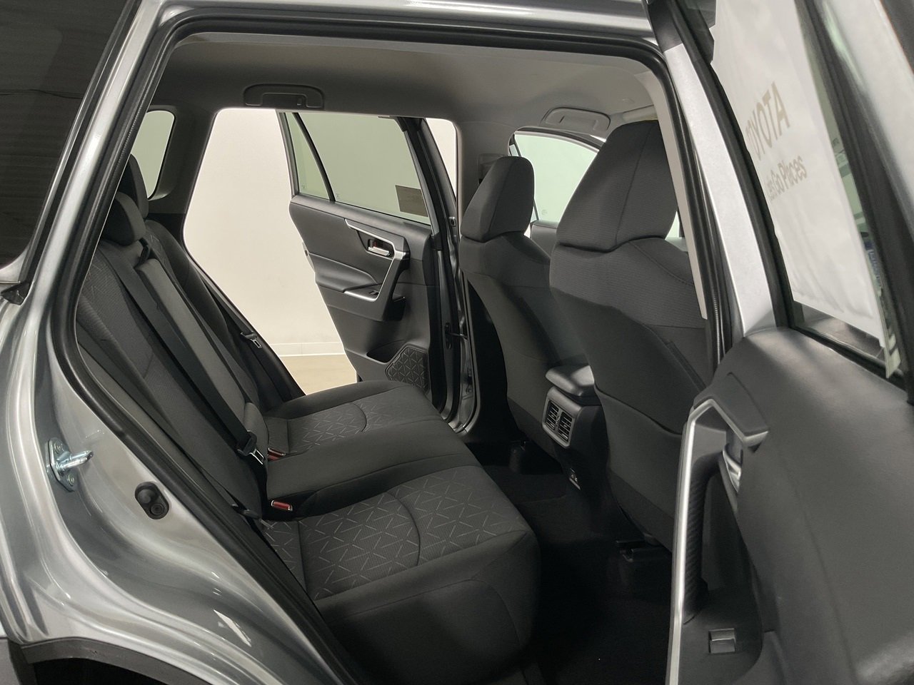 New 2025 Toyota RAV4 XLE image 18