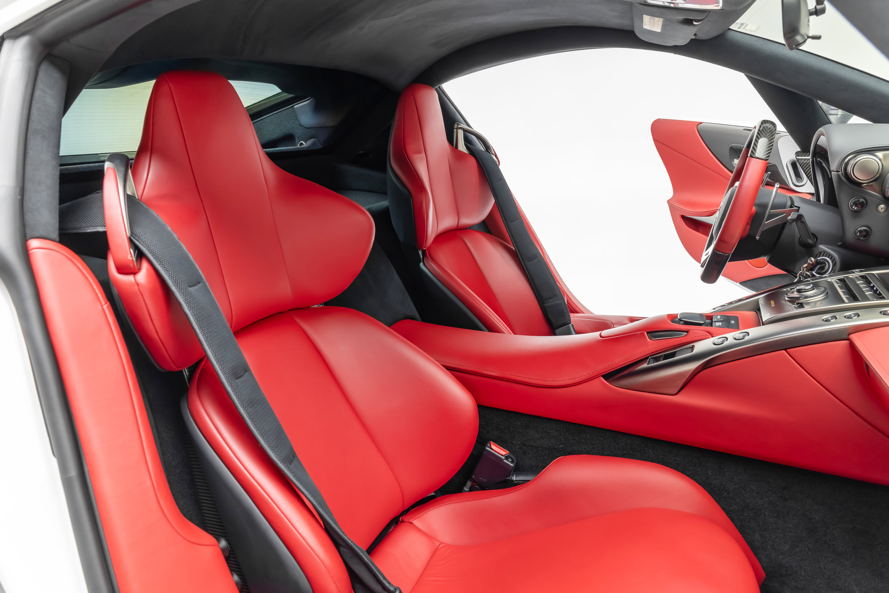 Used 2012 Lexus LFA RWD image 85