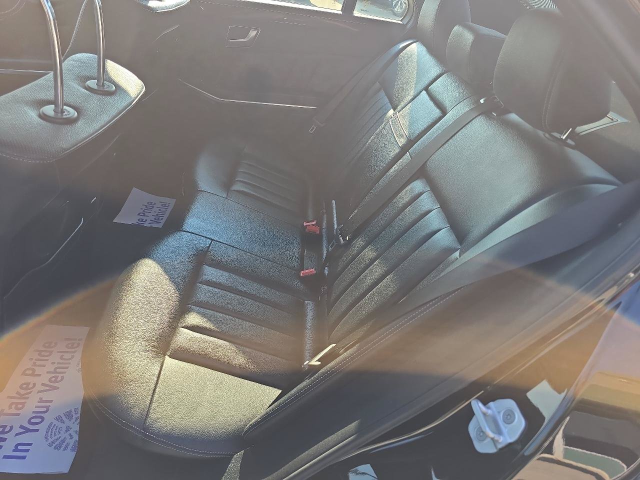 Used 2015 Mercedes-Benz E 400 4MATIC Sedan image 11