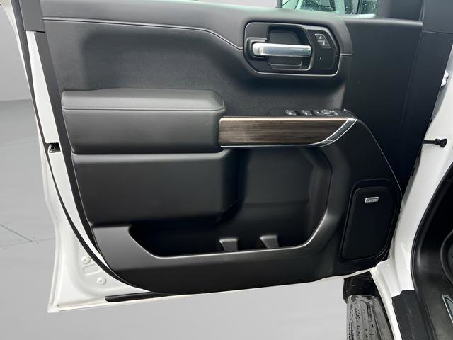 Used 2022 Chevrolet Silverado 1500 RST w/ Convenience Package II image 10