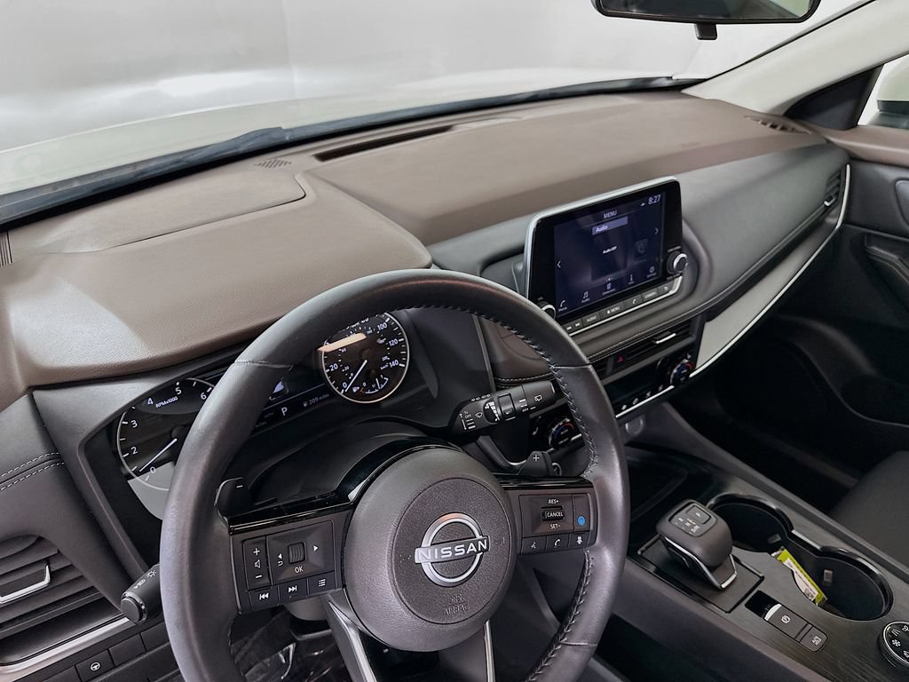 Certified 2023 Nissan Rogue SV w/ SV Premium B Package AWD/4WD image 15