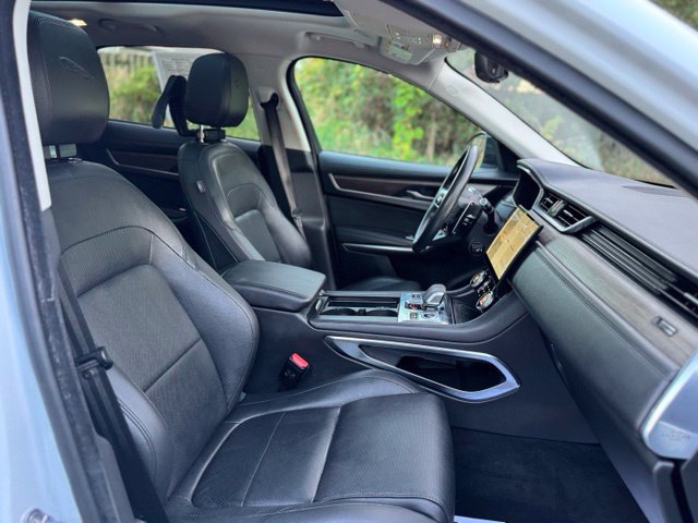 Certified 2021 Jaguar F-PACE R-Dynamic S AWD/4WD image 20