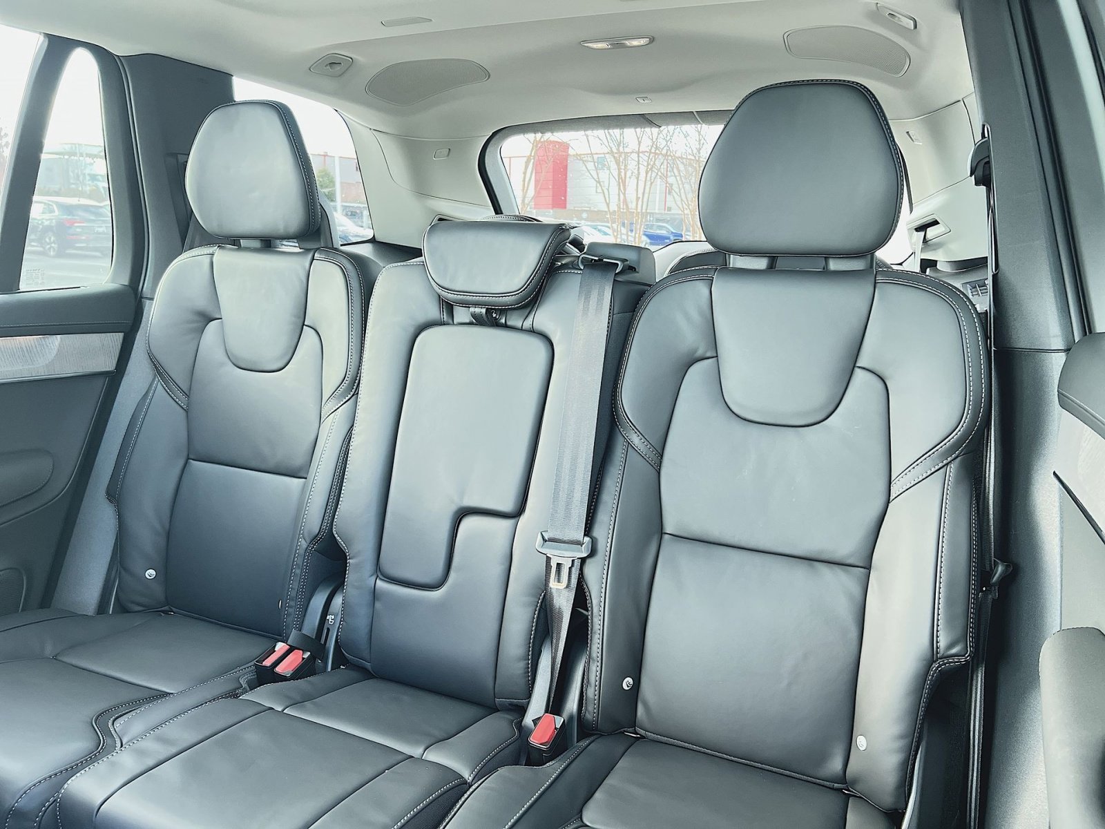New 2026 Volvo XC90 B6 Ultra w/ Protection Package AWD/4WD image 25