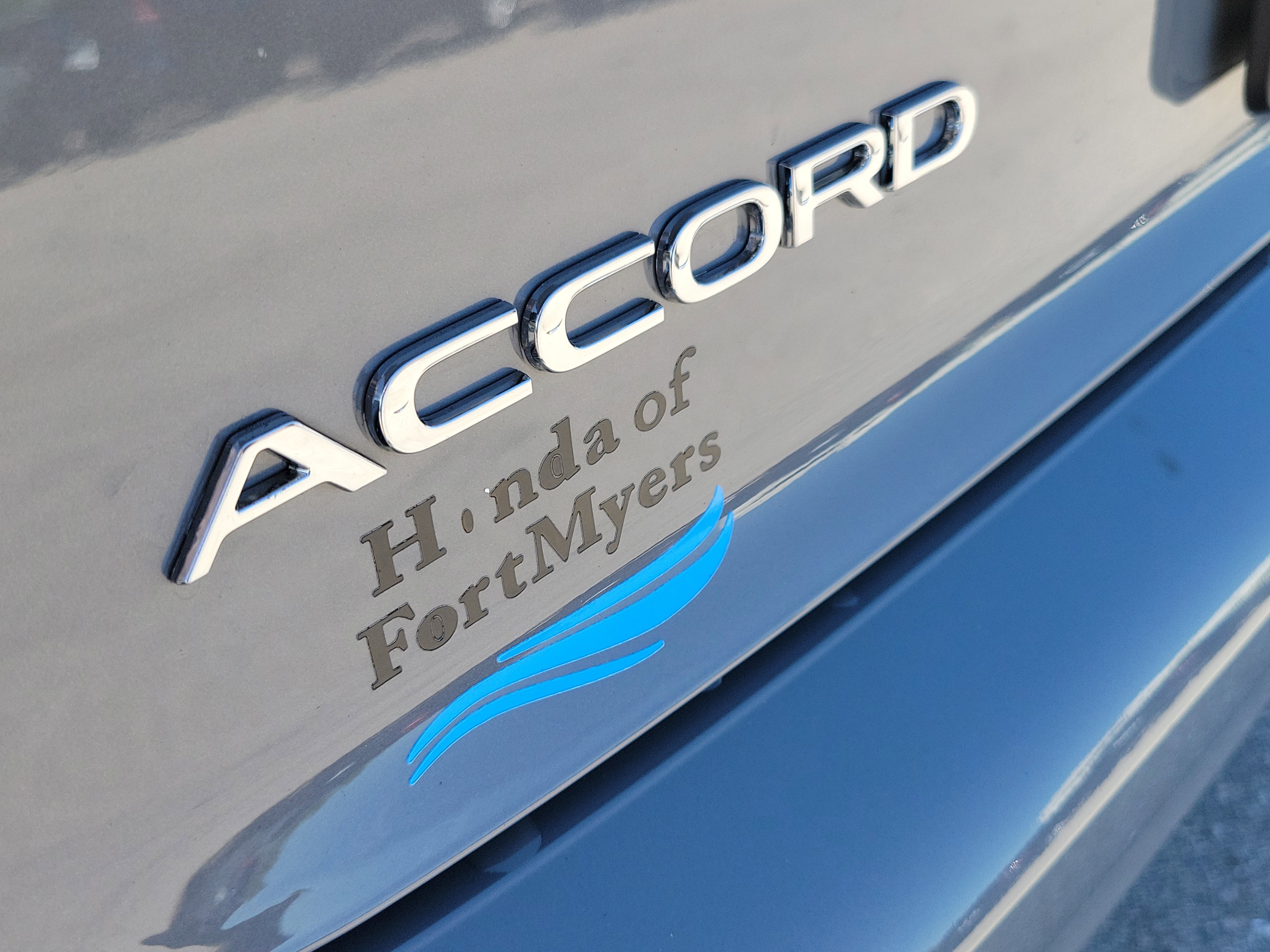 Used 2025 Honda Accord SE image 10