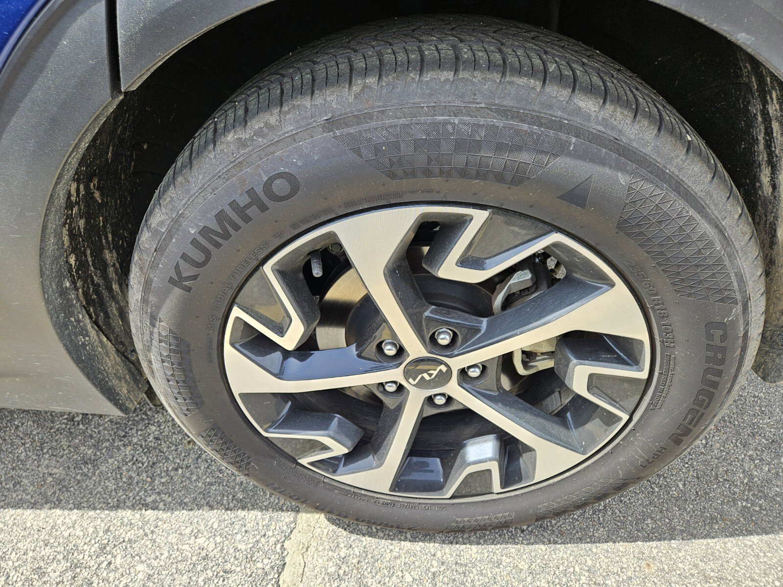 Used 2025 Kia Sportage EX w/ Premium Package image 11