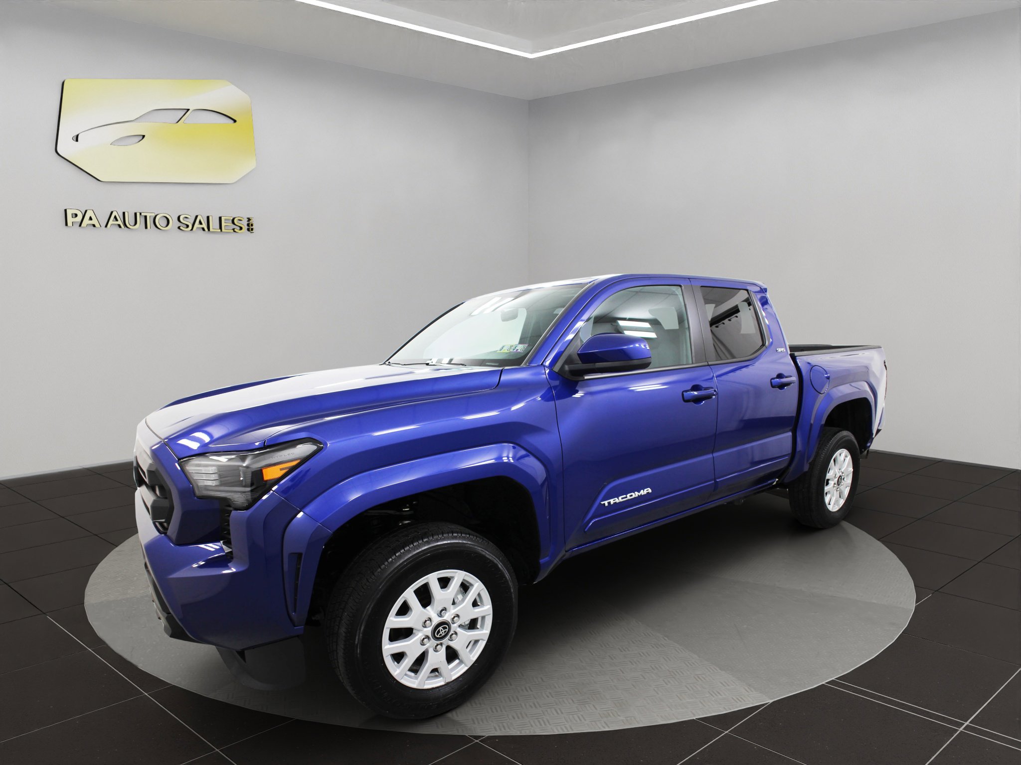 Used 2024 Toyota Tacoma TRD Off-Road image 4