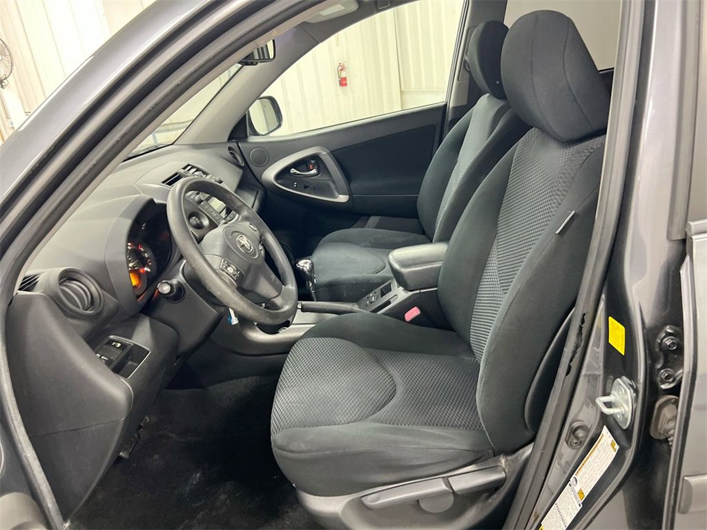 Used 2011 Toyota RAV4 Sport image 17