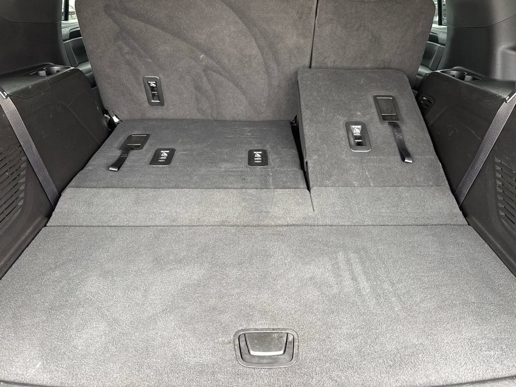 Used 2023 Chevrolet Tahoe RST AWD/4WD image 11