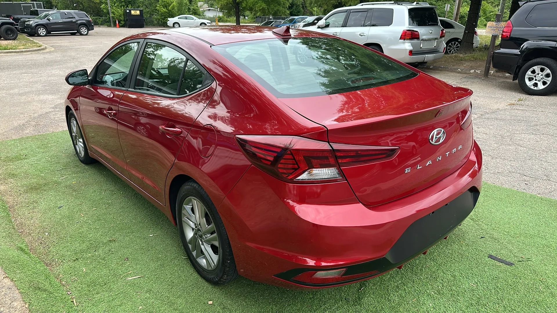 Used 2019 Hyundai Elantra Value Edition FWD image 5