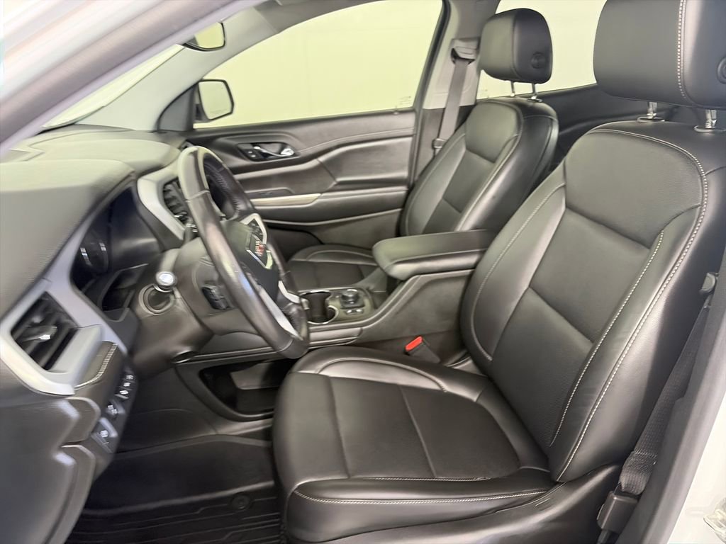 Used 2021 GMC Acadia SLT w/ Technology Package AWD/4WD image 11