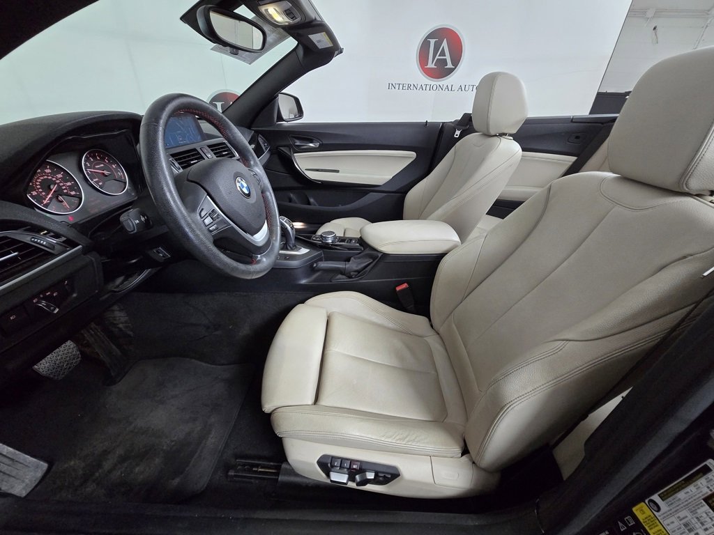 Used 2017 BMW 230i xDrive Convertible image 18