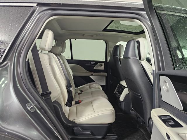 Used 2025 Lincoln Aviator Reserve w/ Equipment Group 201A image 14