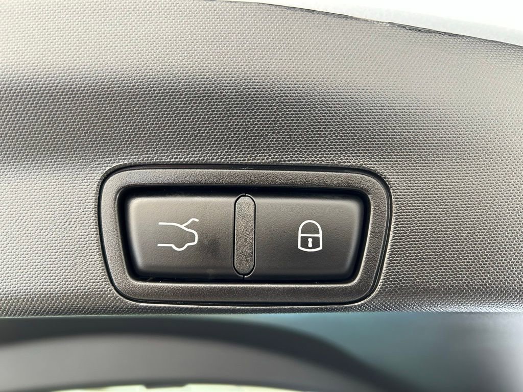 New 2025 Alfa Romeo Stelvio Sprint w/ Convenience Package image 7