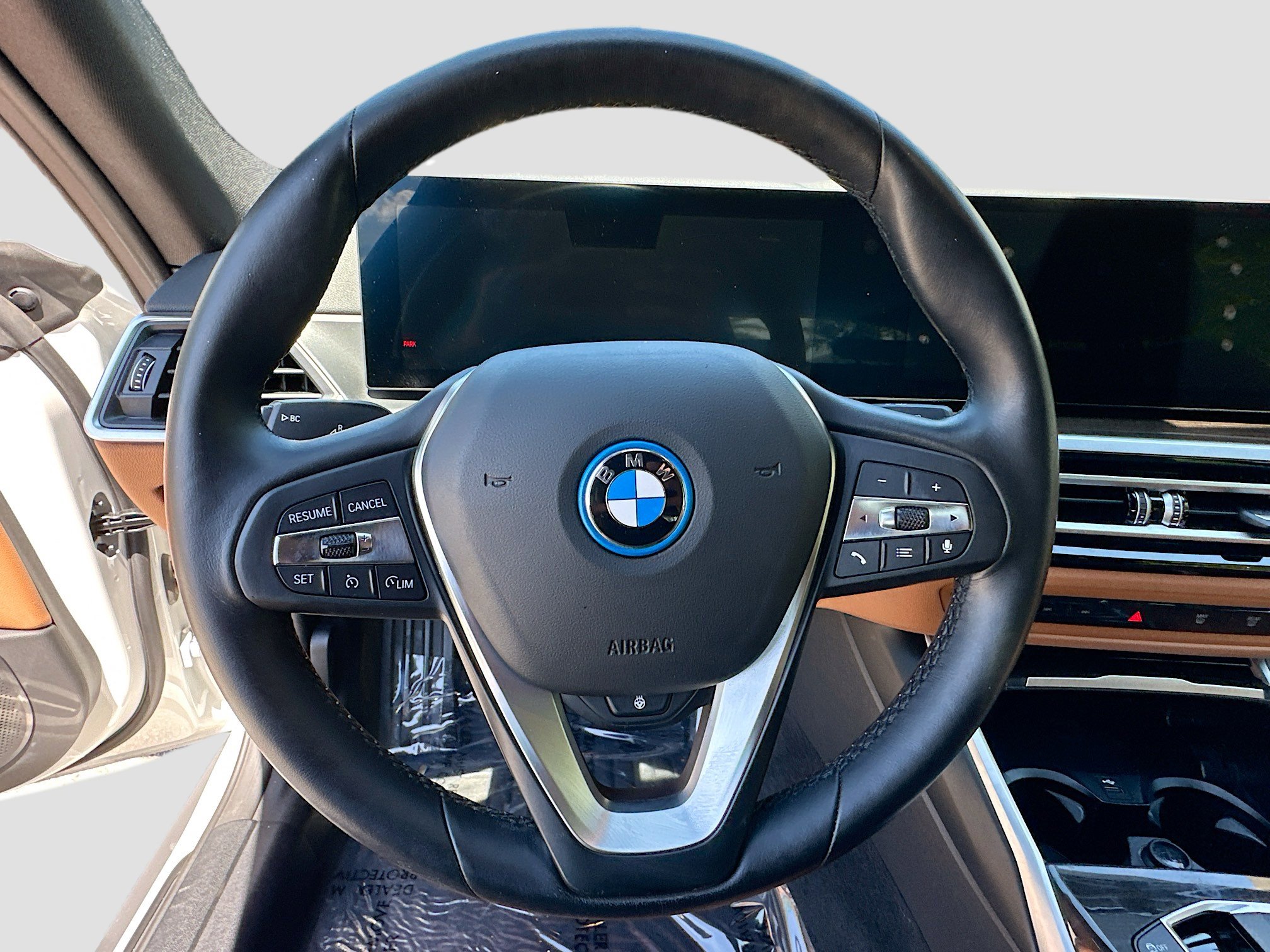 Used 2023 BMW i4 eDrive35 w/ Premium Package RWD image 10