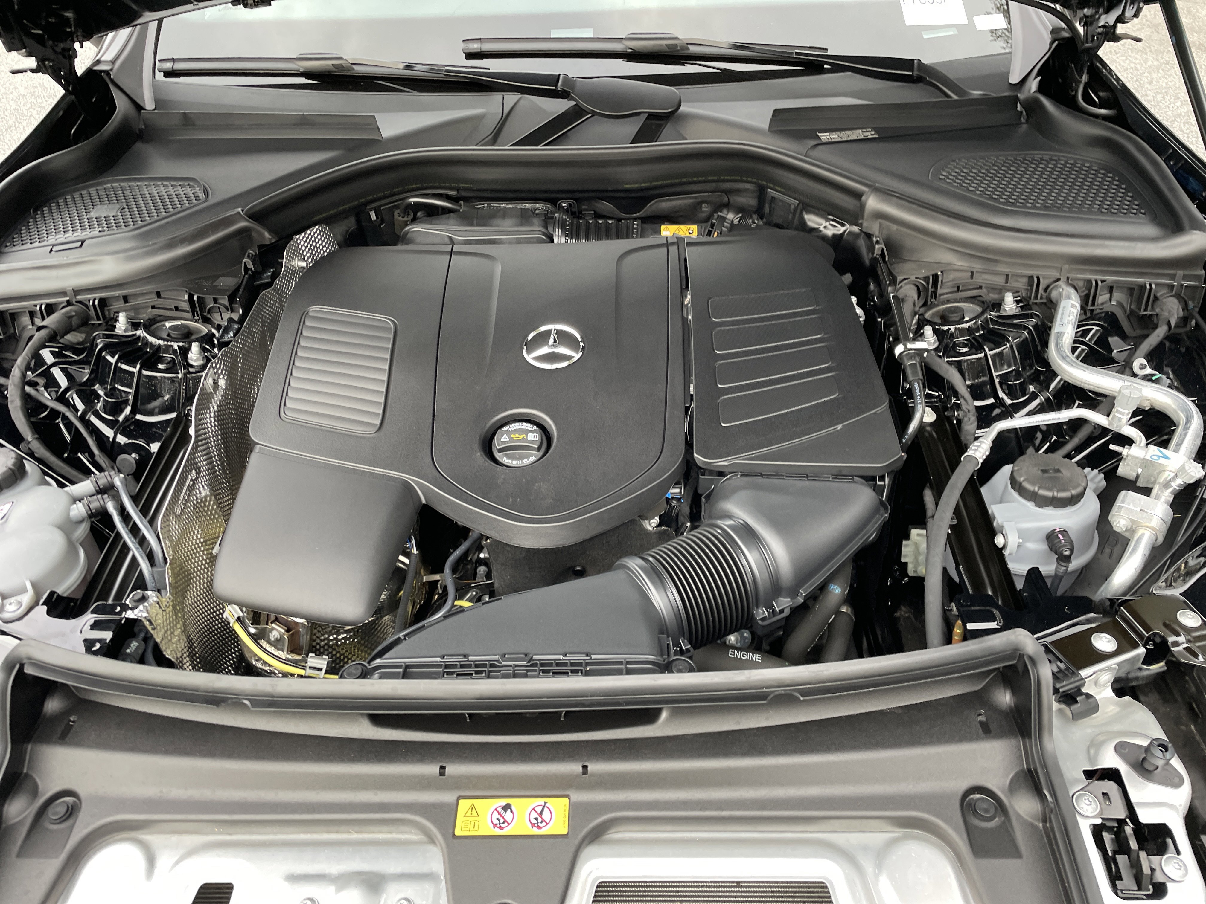 Certified 2025 Mercedes-Benz GLC 300 4MATIC image 52