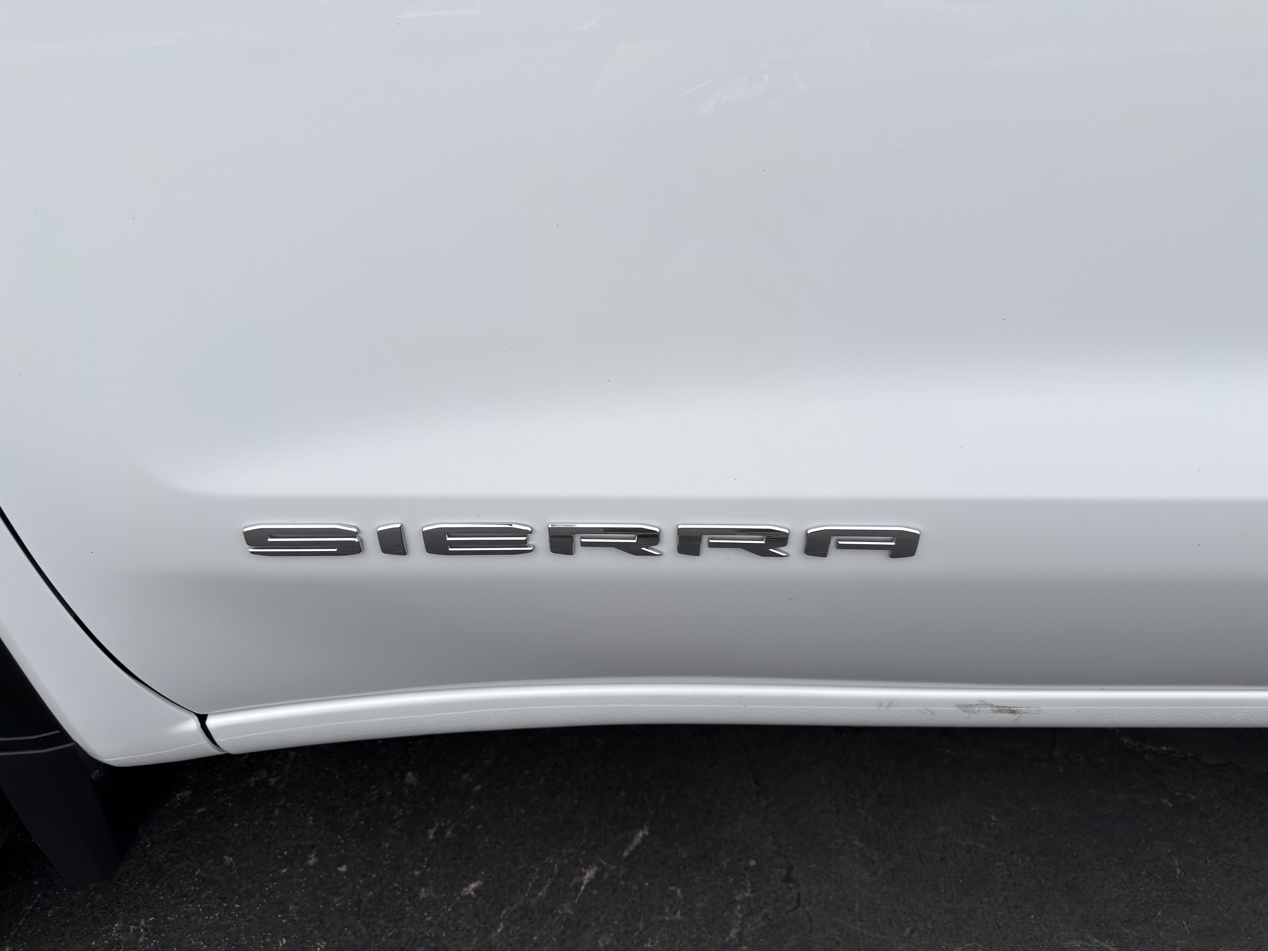 Used 2026 GMC Sierra 1500 SLT RWD image 44