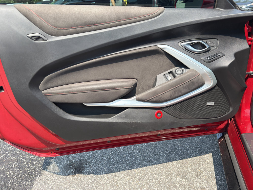 Used 2021 Chevrolet Camaro ZL1 RWD image 29