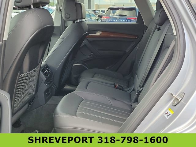 Used 2022 Audi Q5 2.0T Premium Plus w/ Premium Plus Package AWD/4WD image 25