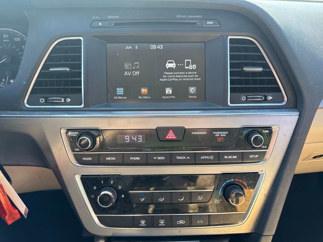 Used 2017 Hyundai Sonata SE FWD image 23