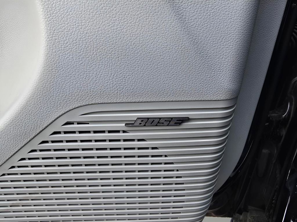 Used 2024 Hyundai Kona Limited image 17