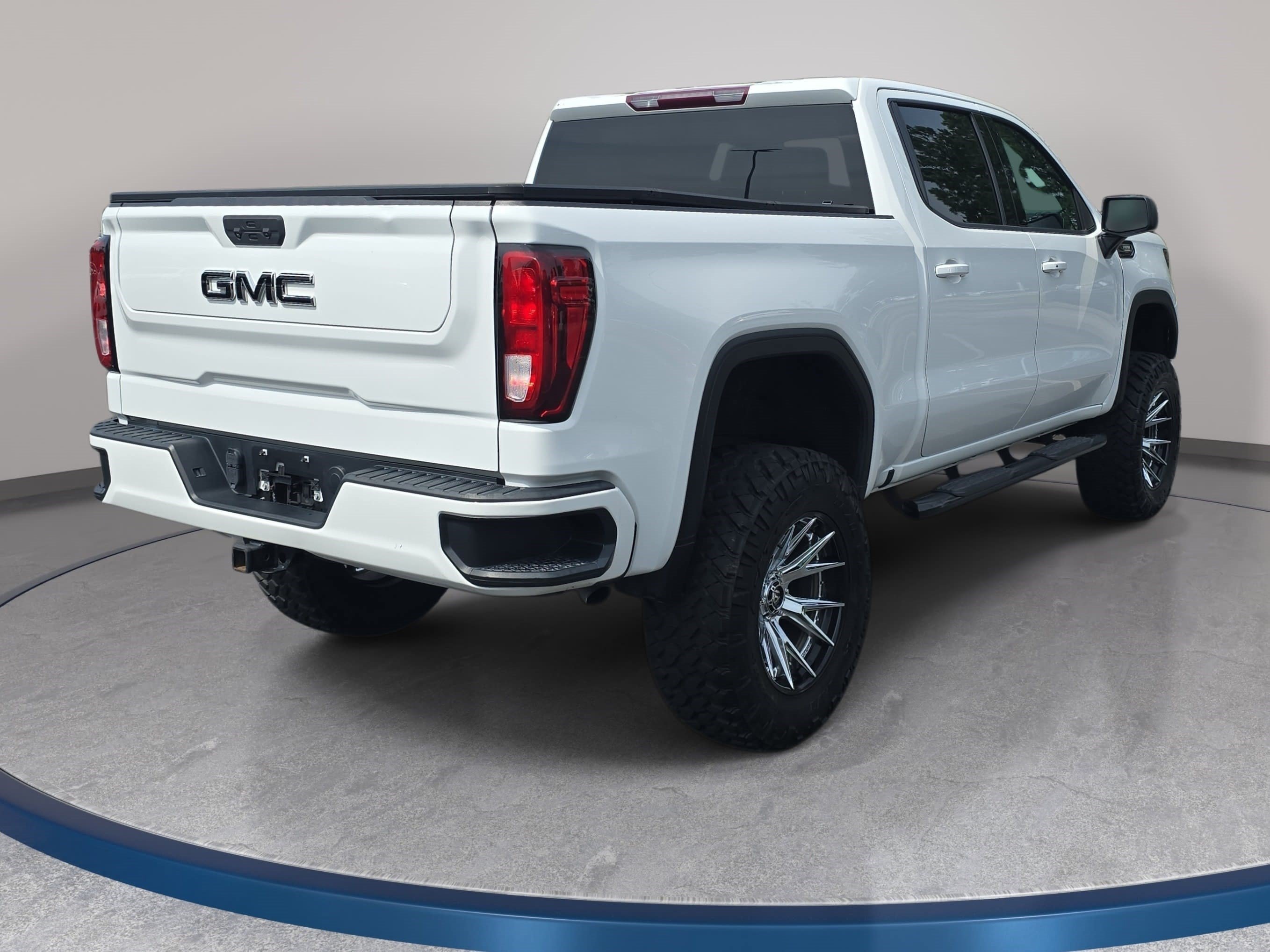 Used 2022 GMC Sierra 1500 Elevation AWD/4WD image 5