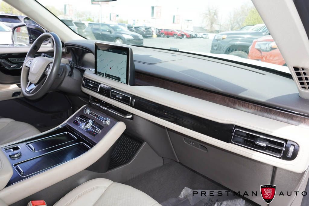 Used 2020 Lincoln Aviator Reserve w/ Elements Package Plus image 46