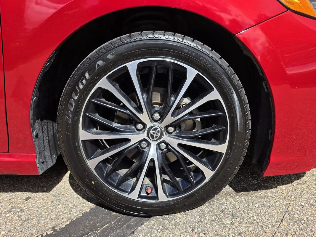 Used 2020 Toyota Camry SE FWD image 42