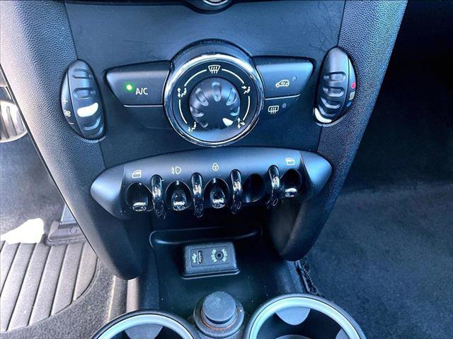 Used 2013 MINI Cooper S image 22