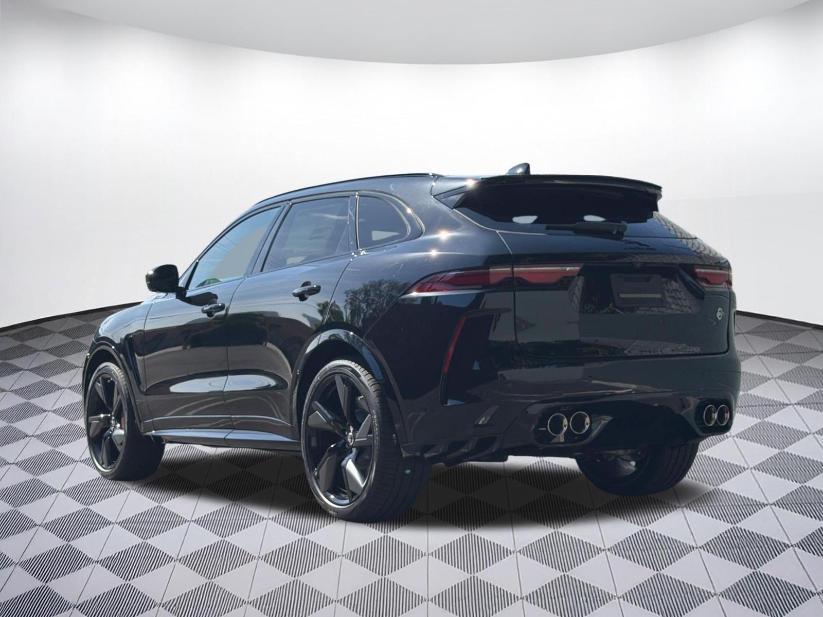 New 2026 Jaguar F-PACE SVR 575 Edition AWD/4WD image 3