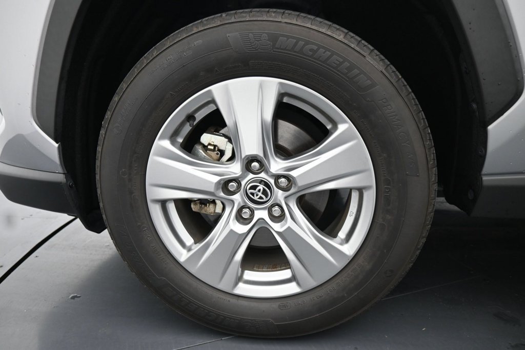 Used 2024 Toyota RAV4 XLE AWD/4WD image 14