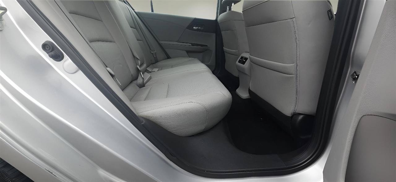 Used 2015 Honda Accord EX-L image 27