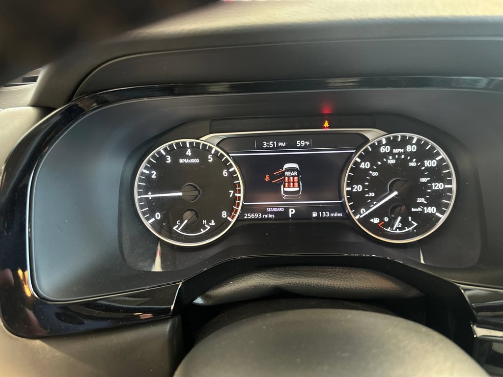 Used 2025 Nissan Pathfinder SV FWD image 26