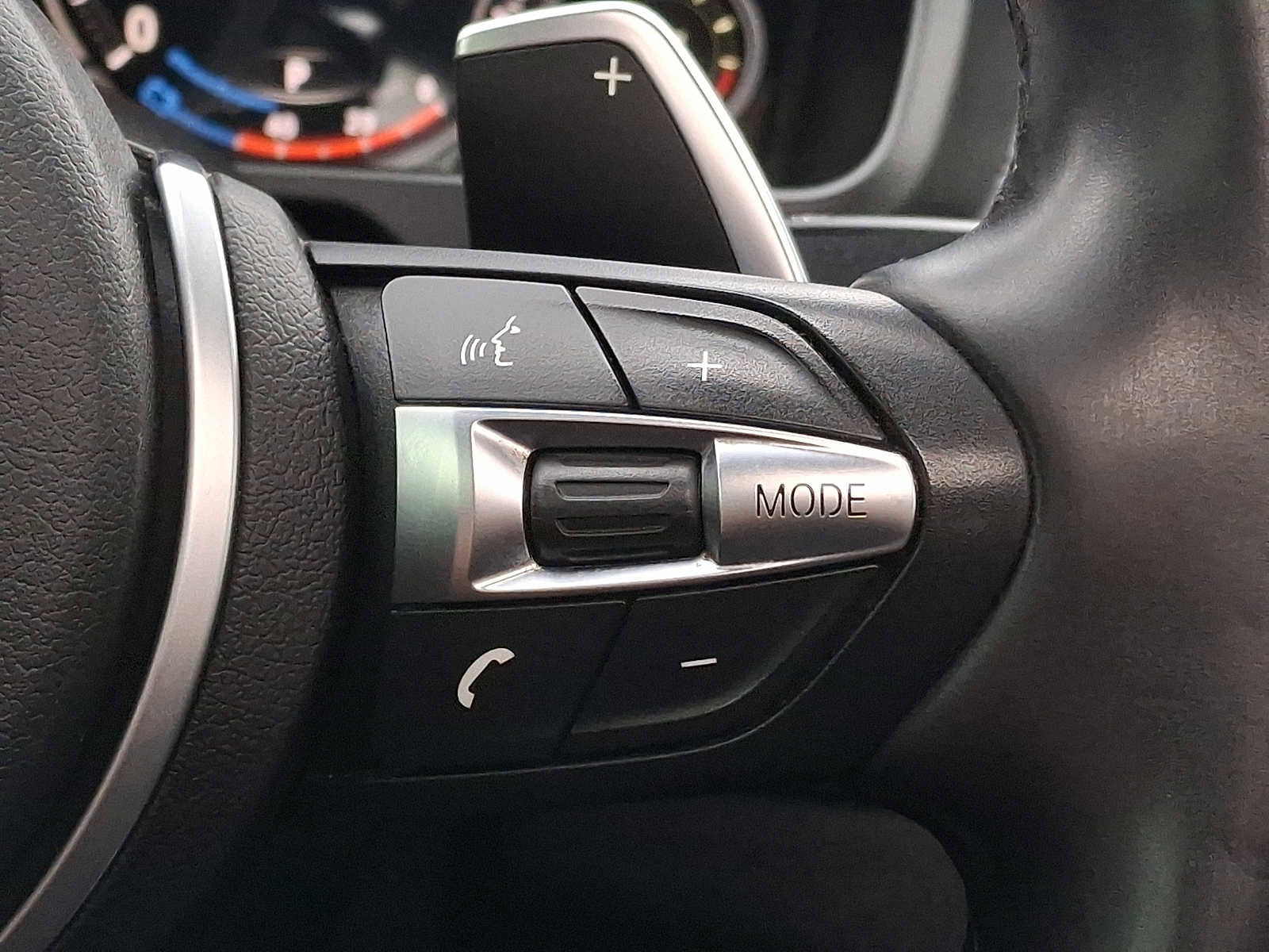 Used 2017 BMW X6 xDrive35i w/ M Sport Package image 19