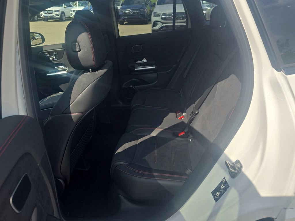 New 2026 Mercedes-Benz GLA 250 4MATIC image 24