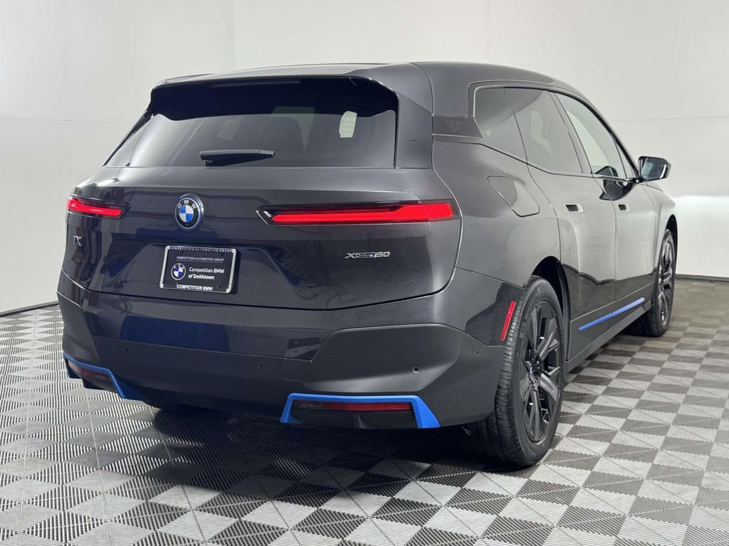 Used 2023 BMW iX xDrive50 w/ BMW I Signature Blue Package AWD/4WD image 10