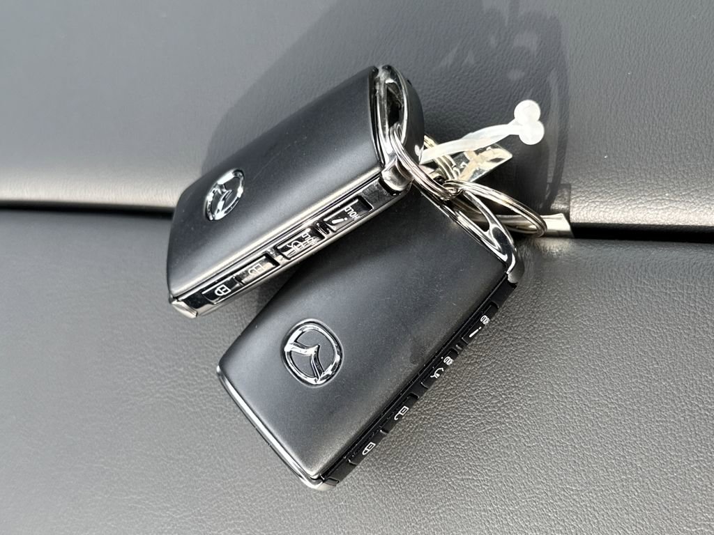 New 2026 MAZDA CX-90 Plug-In Hybrid w/ Premium Plus image 30